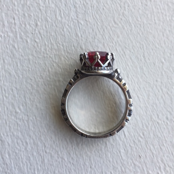 Antique style Ruby and silver ring - Picture 5 of 6